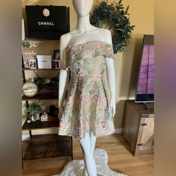 NWT Topshop Women’s Pastel & Gold Toned One Shoulder Dress SZ 6🌸✨ - Picture 3 of 16